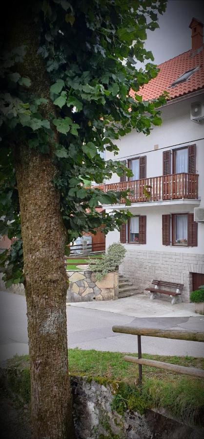 Apartment Pri Damijanu Ponikve Exterior photo